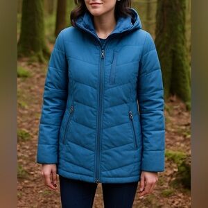 Lands' End Women's blue Puffer Jacket